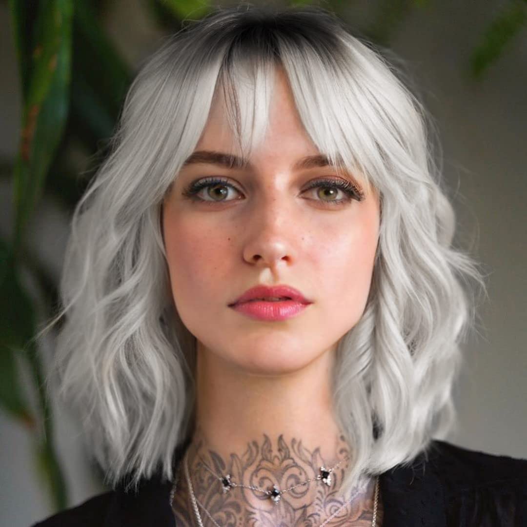 Short White Silver Wigs for Women Ombre Grey Wavy Bob Wig with Bangs Medium Length Synthetic Hair Water Wave Dark Roots Wig Gray Colorful Wigs（12 Inches）