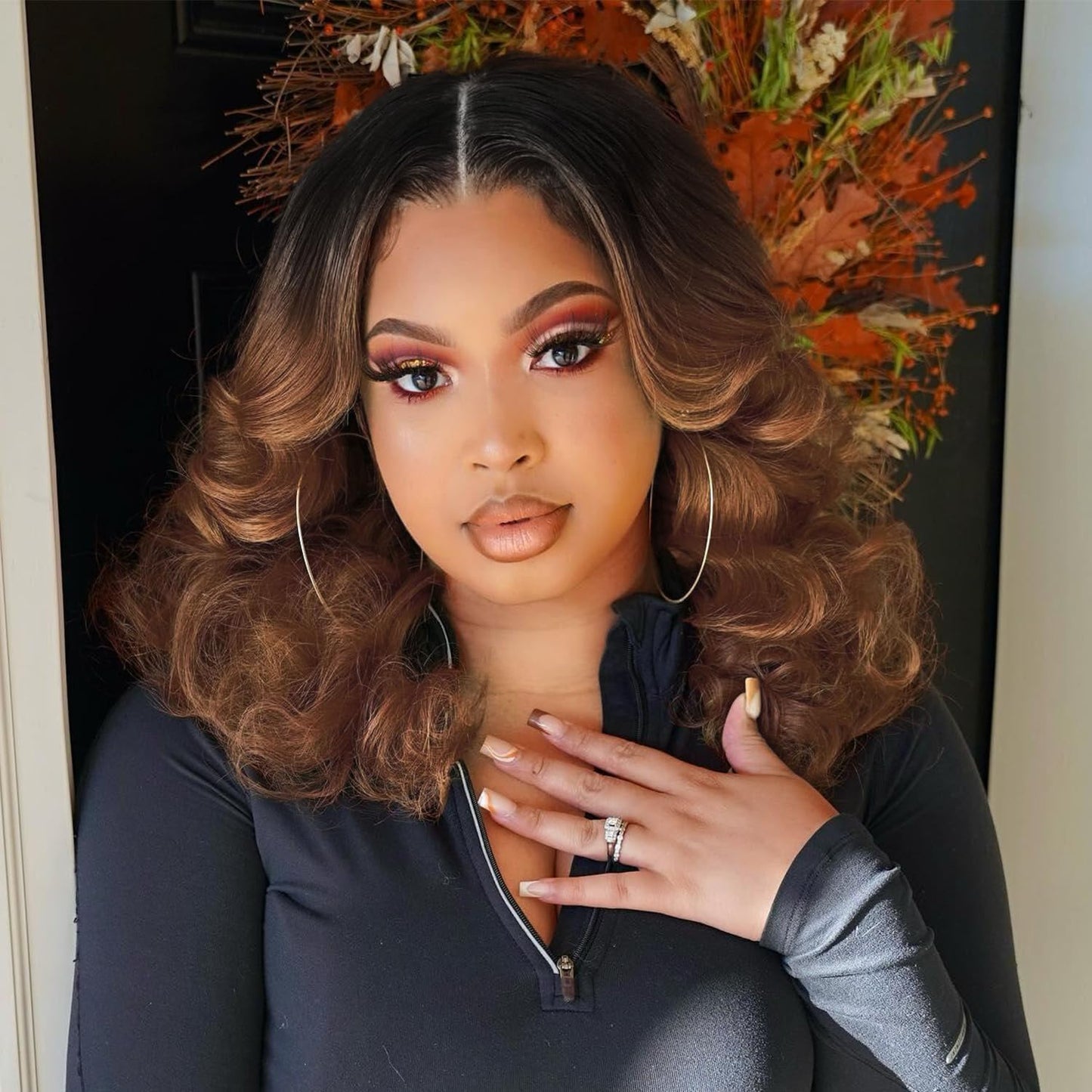 WIGER Short Wavy Wigs for Women Black Loose Wave Bob Hair Wig 14 Inch Side Part Big Curly Glueless Lace Part Hair Synthetic Curly Wig for Daily or Party
